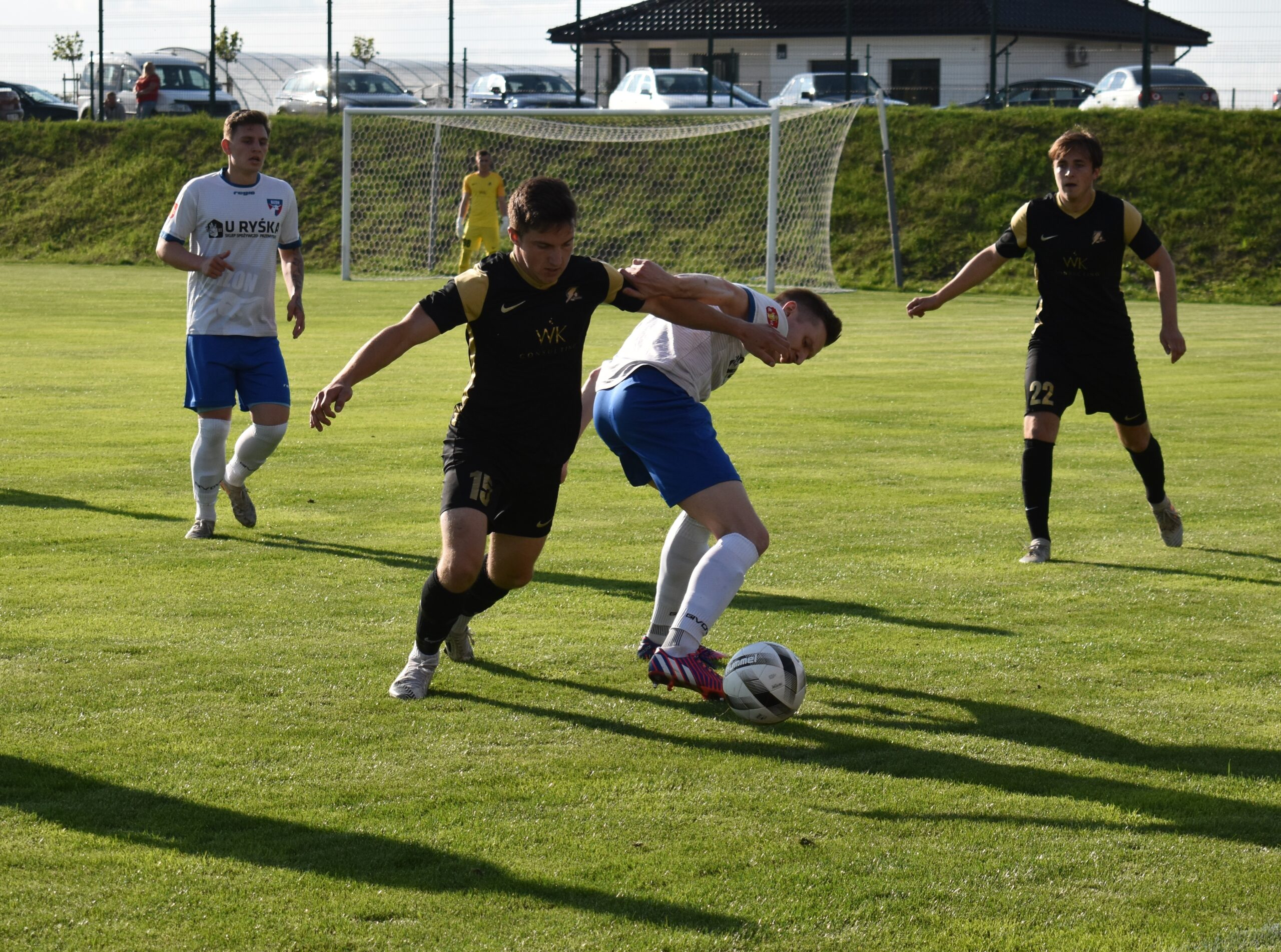 Read more about the article Bizon rozbity! Grom wygrywa 9:0