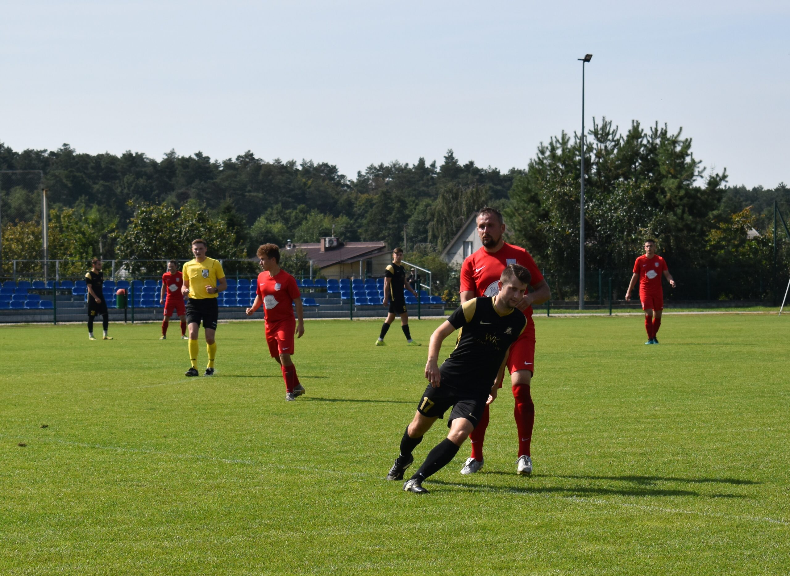 Read more about the article Trzy punkty z outsiderem ligi