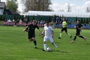 Read more about the article Przegrana z Koroną. Liga staje się ciekawsza…