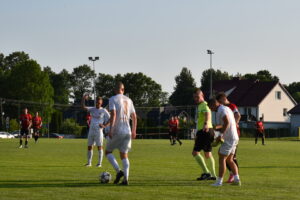 Read more about the article Porażka z Pogonią Łaszczówka w ostatniej kolejce sezonu 2024/2025