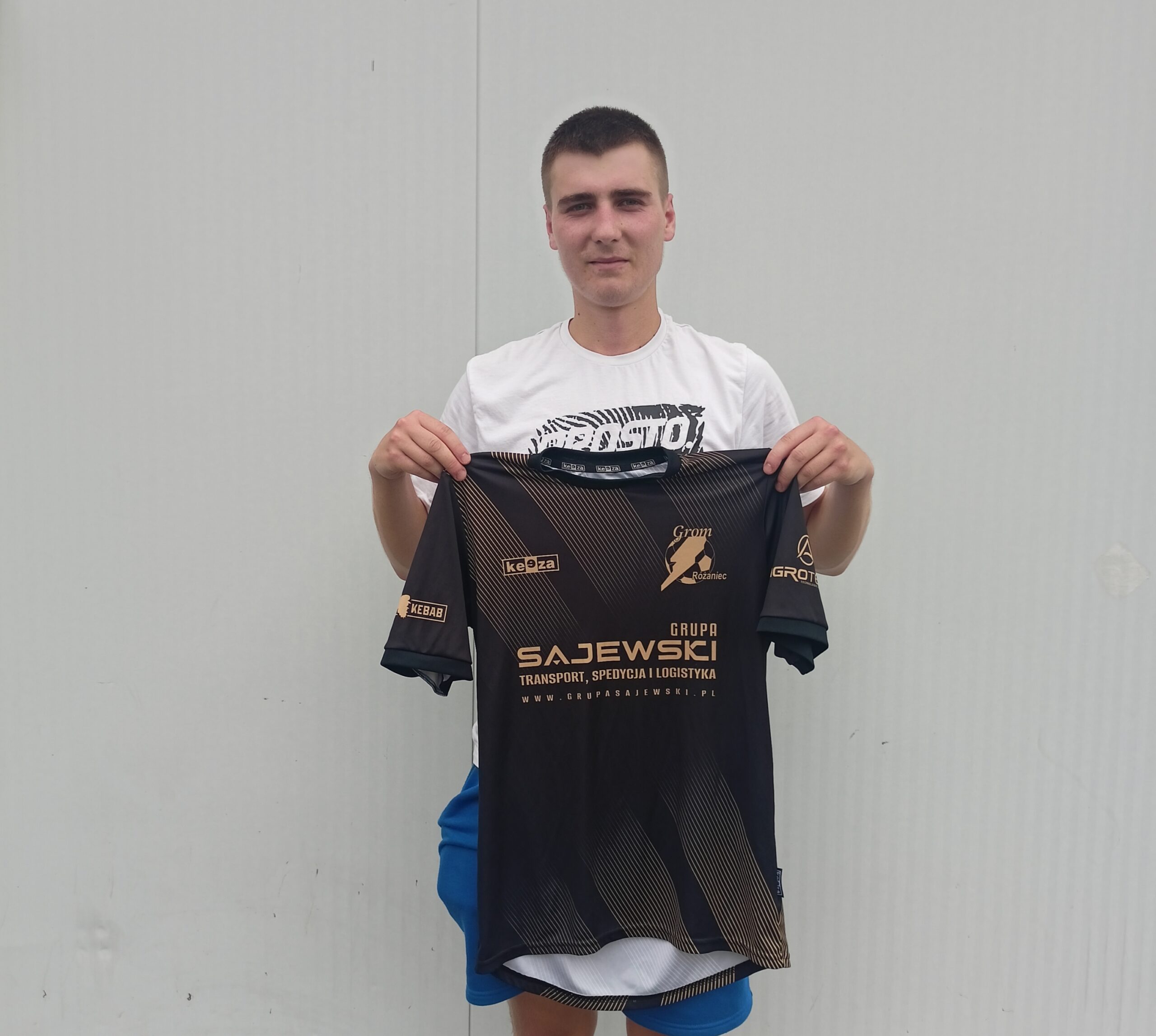 Read more about the article Antoni Żyła nowym zawodnikiem Gromu Różaniec