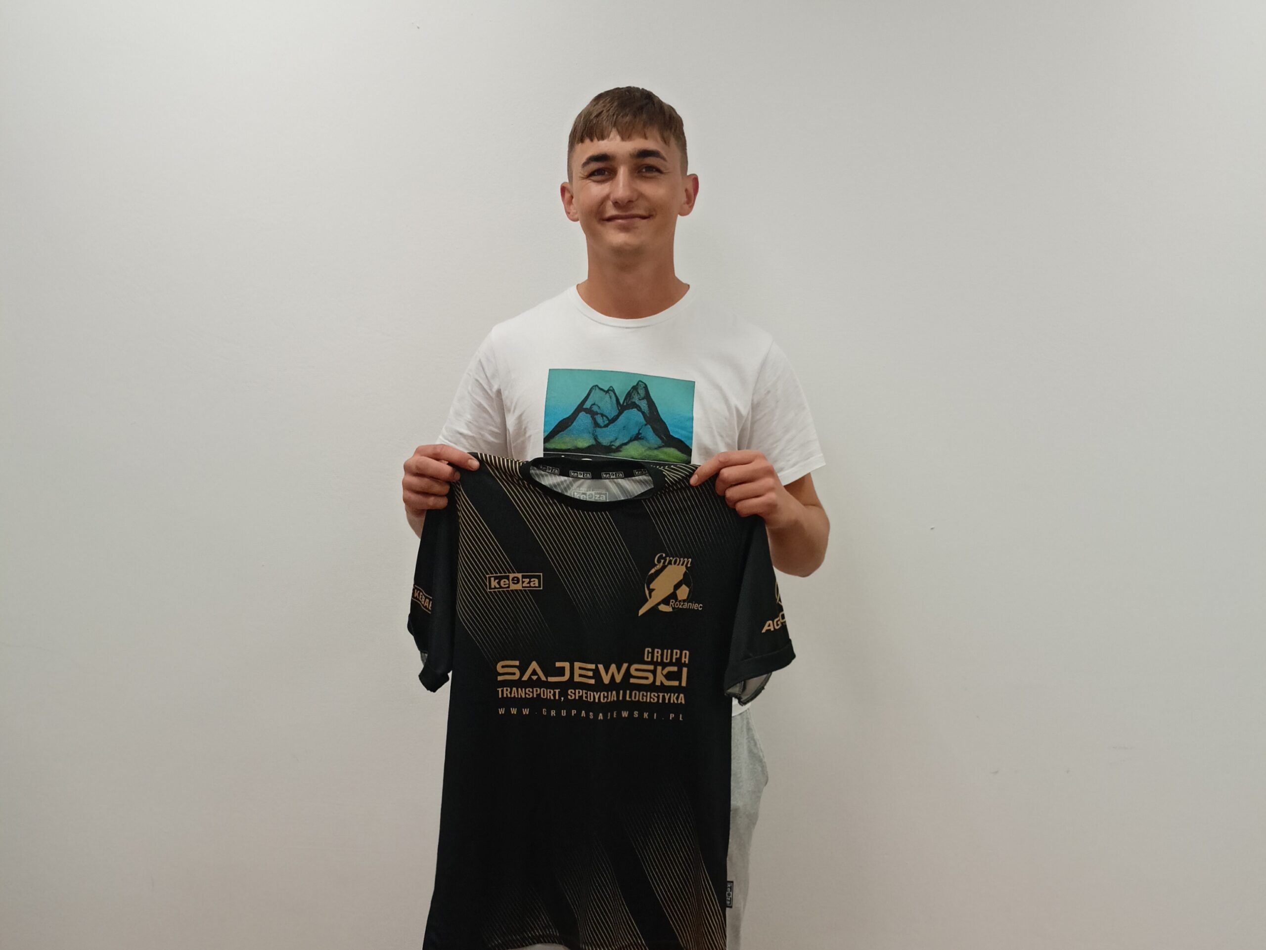 Read more about the article Łukasz Kotlarz zawodnikiem Gromu Różaniec