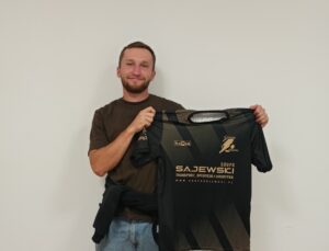 Read more about the article Grzegorz Uchman nowym zawodnikiem Gromu