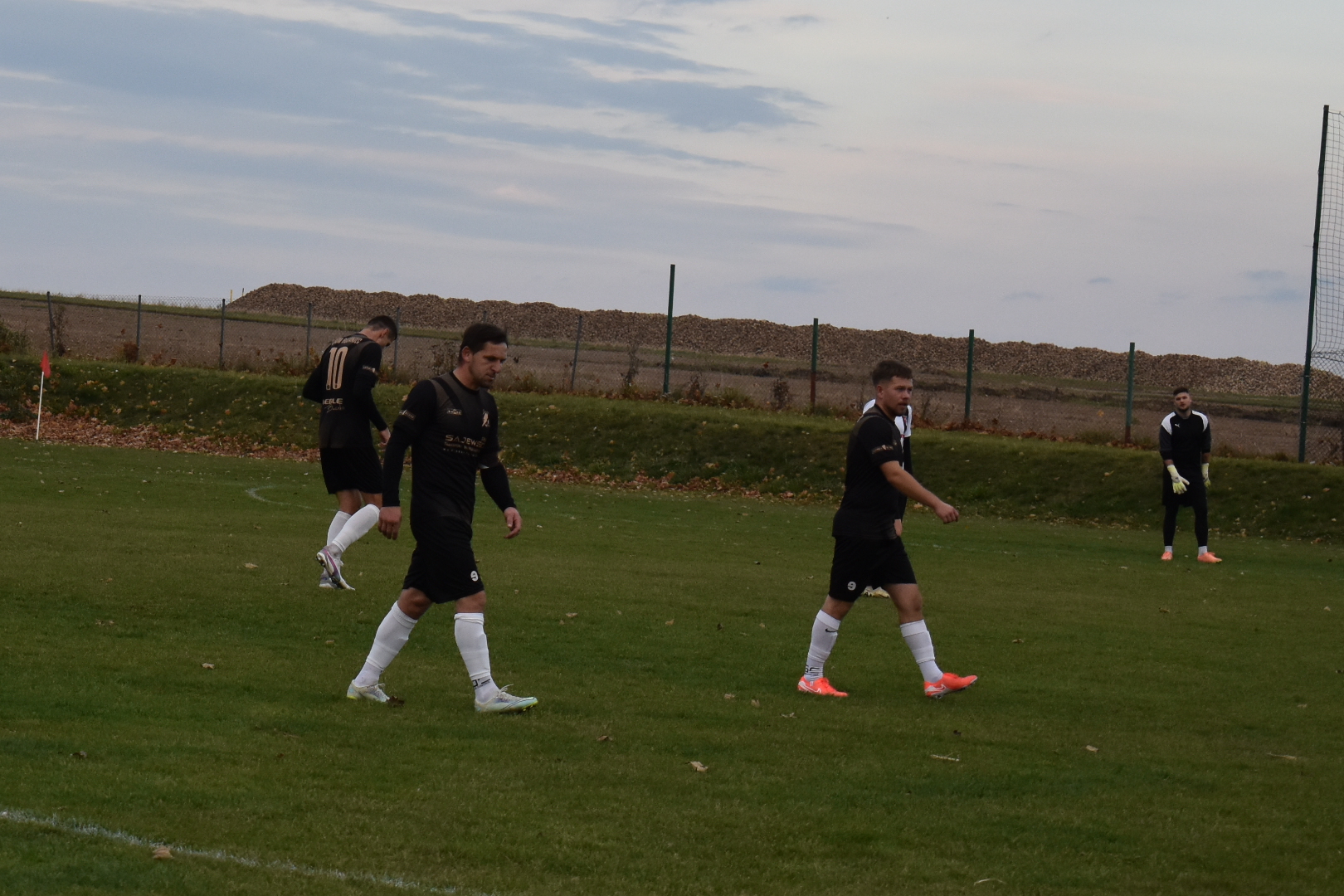 Read more about the article Bez niespodzianki w Chodywańcach. Wicelider lepszy od Gromu