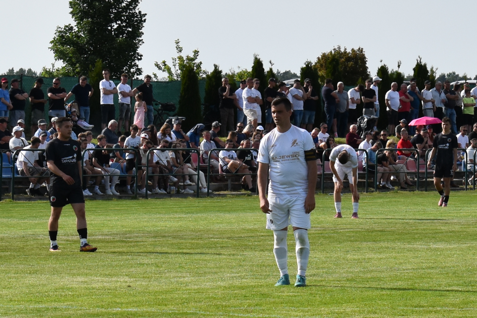 Read more about the article Derby na remis